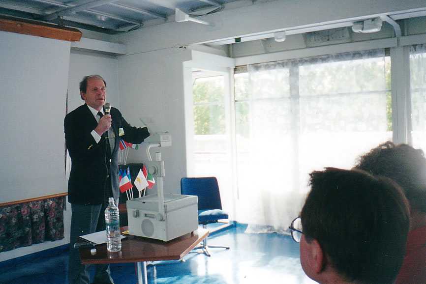 Stishov01.jpg (38699 bytes)