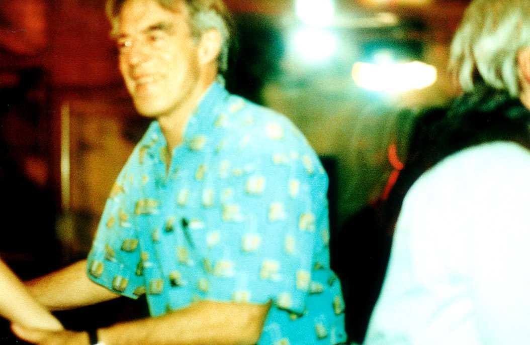 danc03.jpg (52250 bytes)