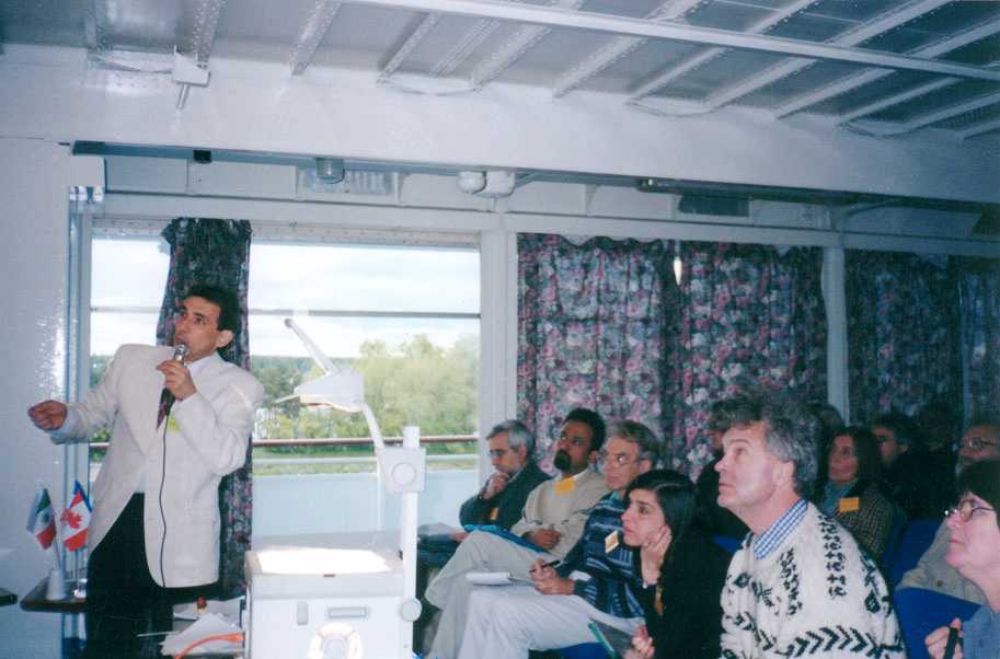 VVB01.jpg (52143 bytes)