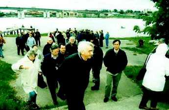 Kostroma2b.jpg (13916 bytes)