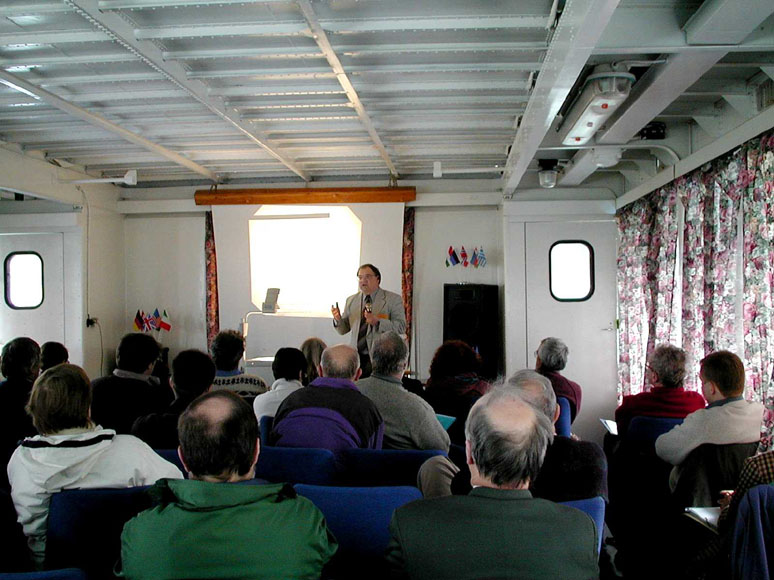 Hizhnyakov27.jpg (116132 bytes)