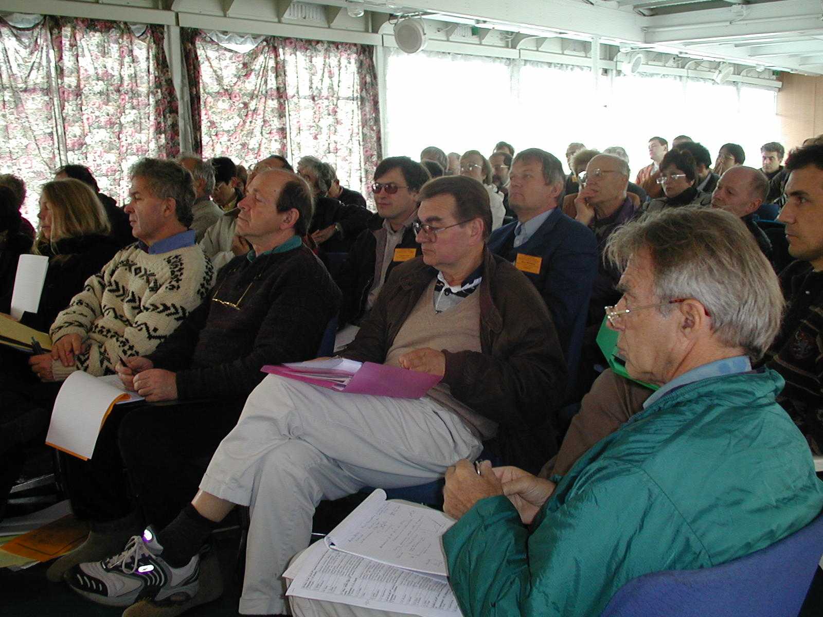 ses1.jpg (181356 bytes)