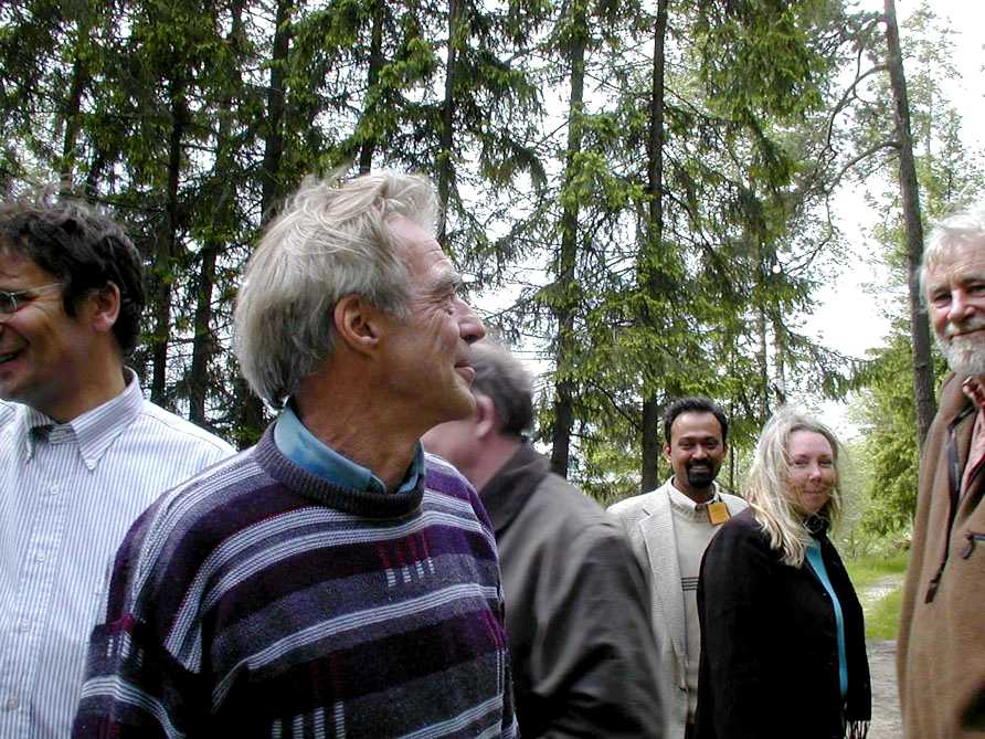 Angell8.jpg (111801 bytes)