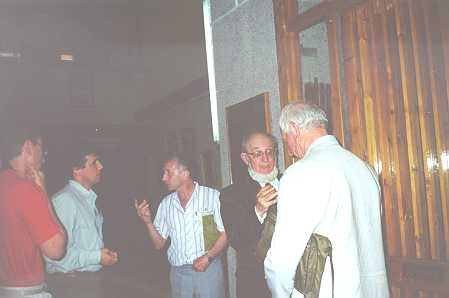 o11a.jpg (11726 bytes)