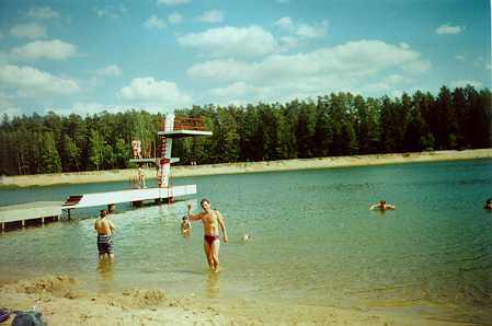 o12.jpg (16518 bytes)