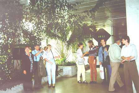 o16.jpg (23512 bytes)