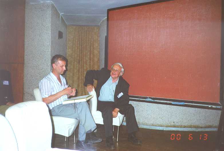 p13.jpg (31308 bytes)