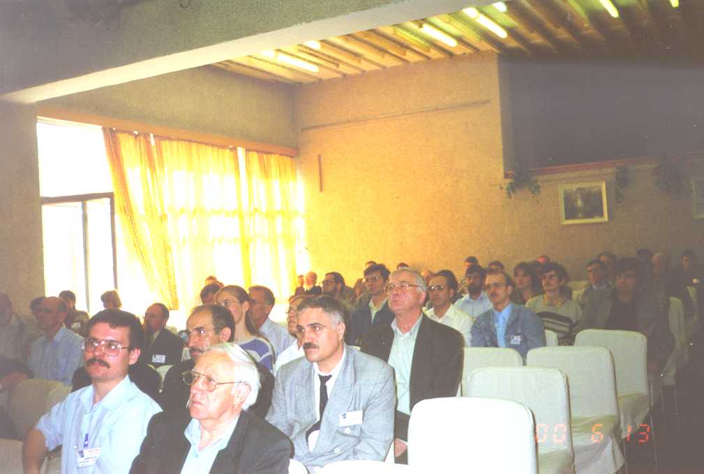 p20.jpg (49124 bytes)