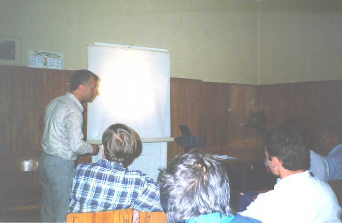 z7.jpg (21425 bytes)